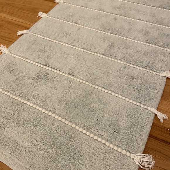 (2) Organic Tassel Stripe Bath Mats From West Elm - Picture 3 of 12